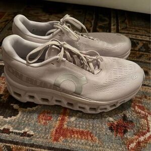 On Running Cloudmonster Sneakers Size 9